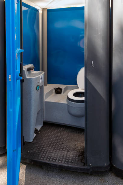 Portable Toilet Options We Offer in Flat Rock, NC